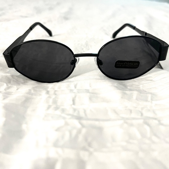 House of Harlow 1960 Oval Sunglasses - Picture 2 of 3